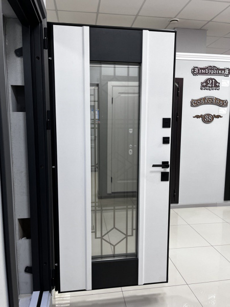 Входные двери Tandoor Роял термо 86(96)*205 см дуб темный/белое дерево
